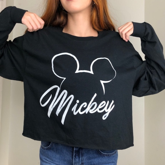 SOLD🛒 LONG SLEEVE MICKEY MOUSE CROP TOP - Picture 3 of 4